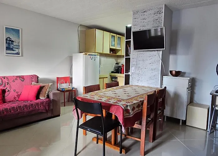 Residencial Hannah - Casa 6 - Porto Belo SC - Bairro Perequê
