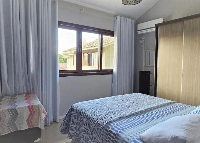 Residencial Hannah - Casa 6 - Porto Belo SC - Bairro Perequê