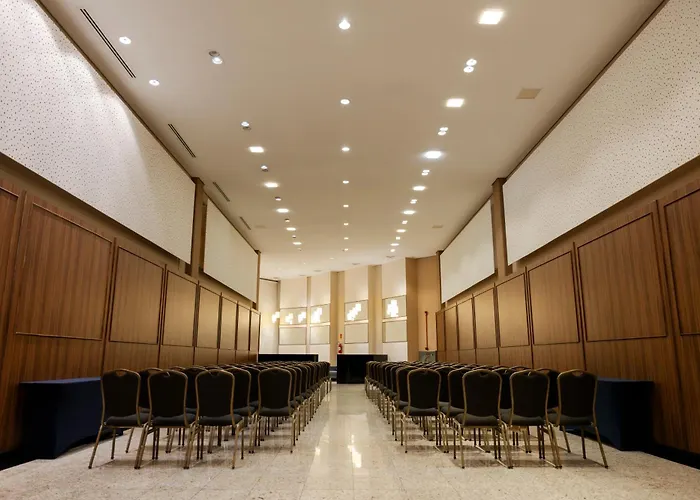 Firenze Business Hotel - Grande Florianópolis